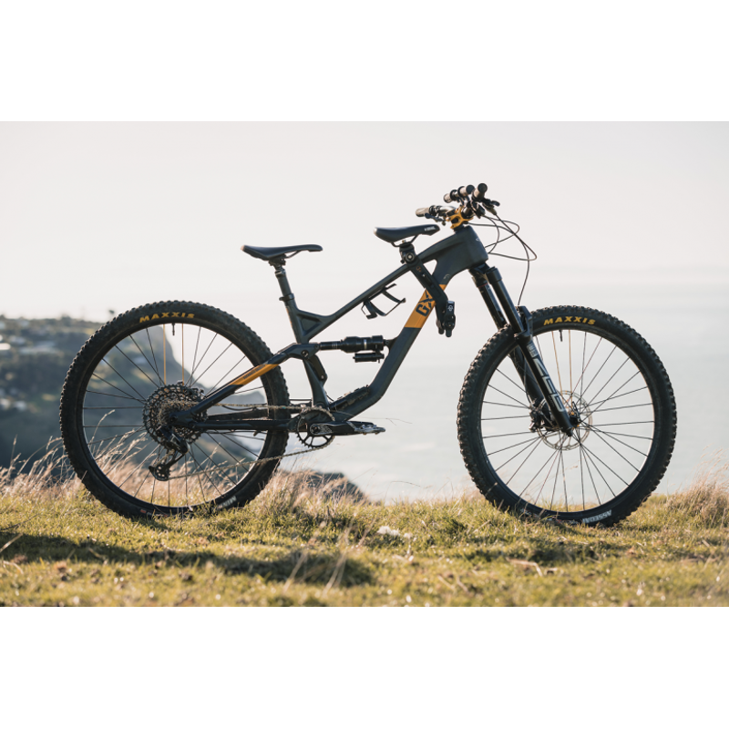 Kids Ride Shotgun 2.0 Baby Seat Combo Box in Black-4