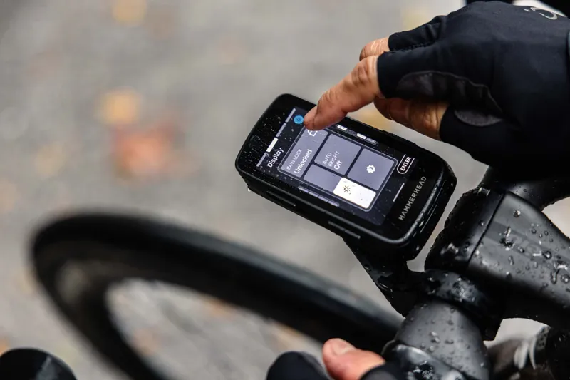 Hammerhead Karoo 3 GPS Bike Computer-6