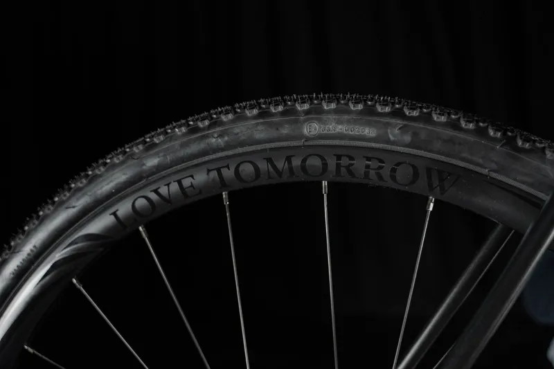 Ridley Invenio Gravel Alu in Black - GRX400 2x10-2