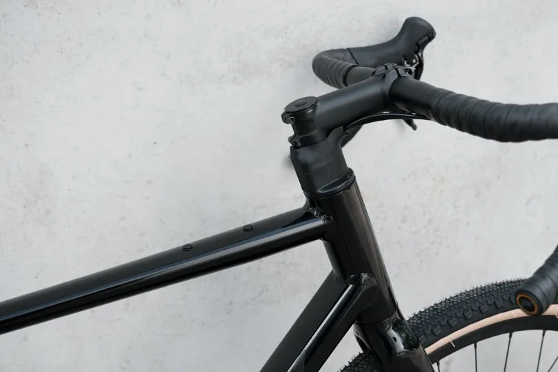 Ridley Kalazy Drop Bar in Black - Shimano Claris 2x8 - Mechanical Disc brake-3