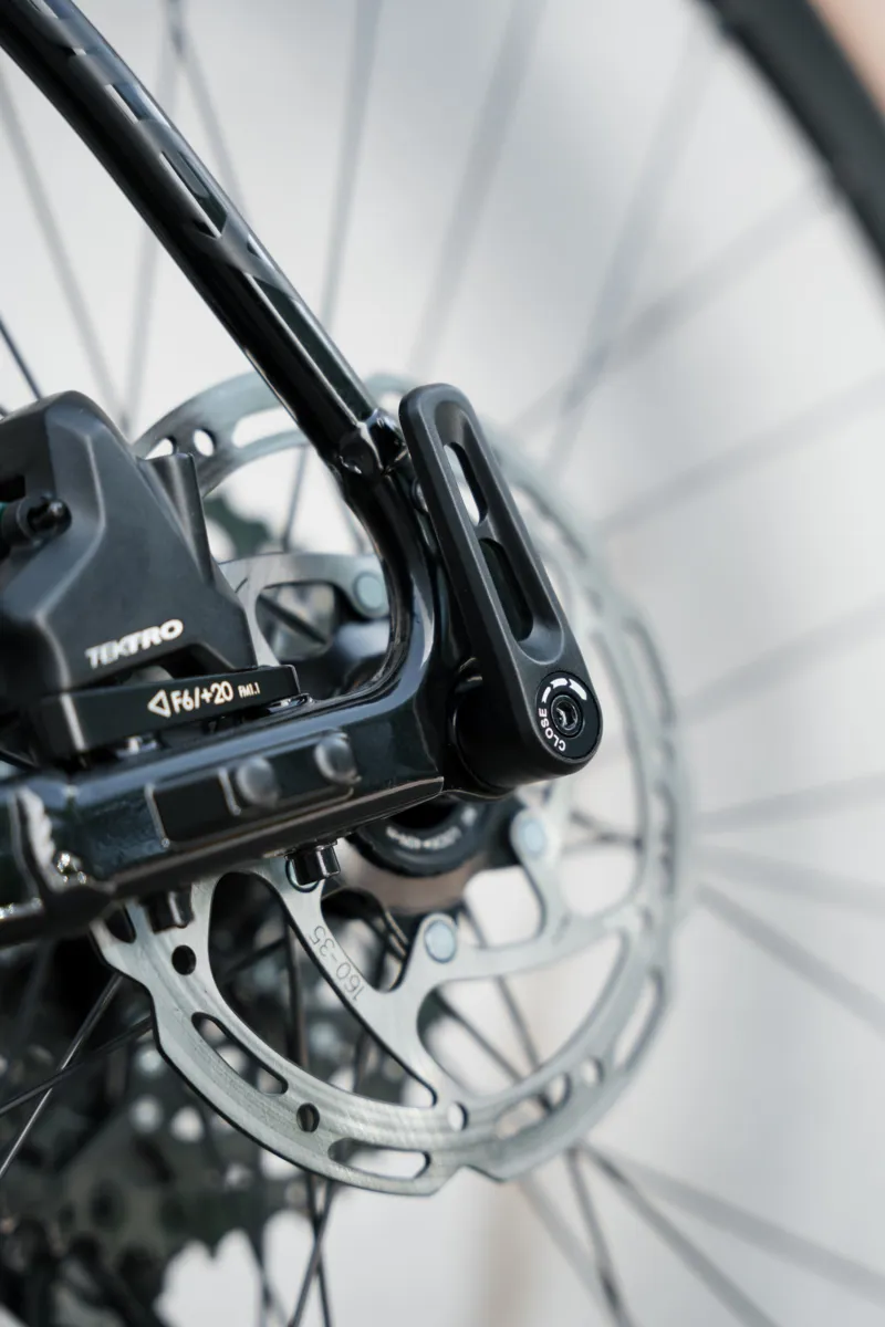 Ridley Kalazy Drop Bar in Black - Shimano Sora 2x9 Mecanical Disc brake-6