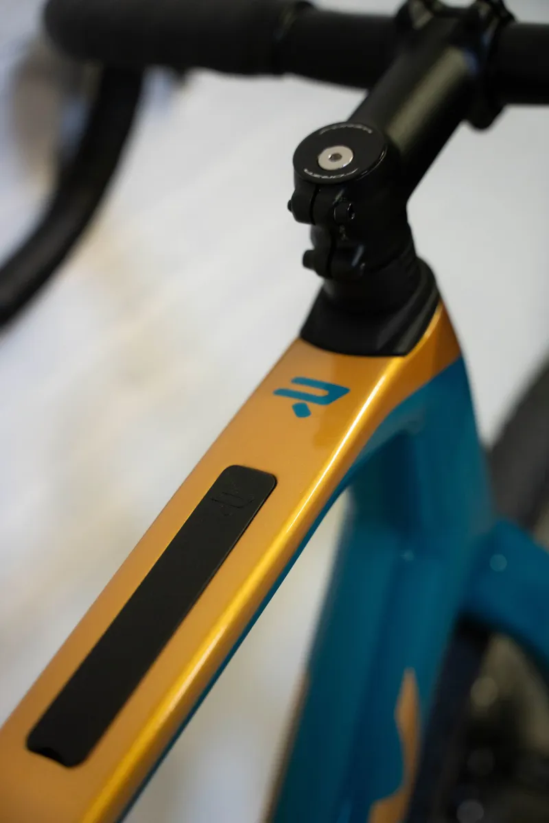 Ridley Kanzo Adventure in Honey Gold Metallic and Ocean Green - Sram Rival XPLR-4