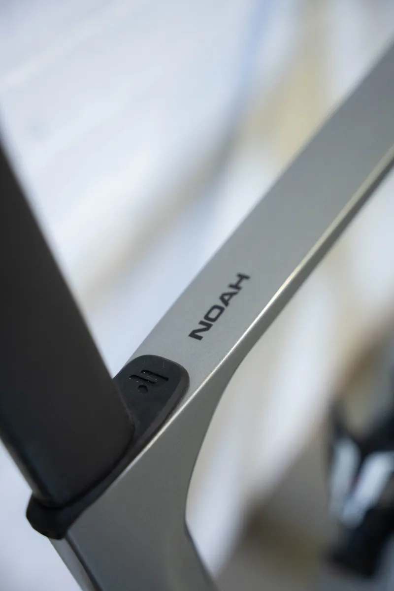 Ridley Noah 3.0 in Empress Grey Metallic - Shimano 105 - 2x12-1