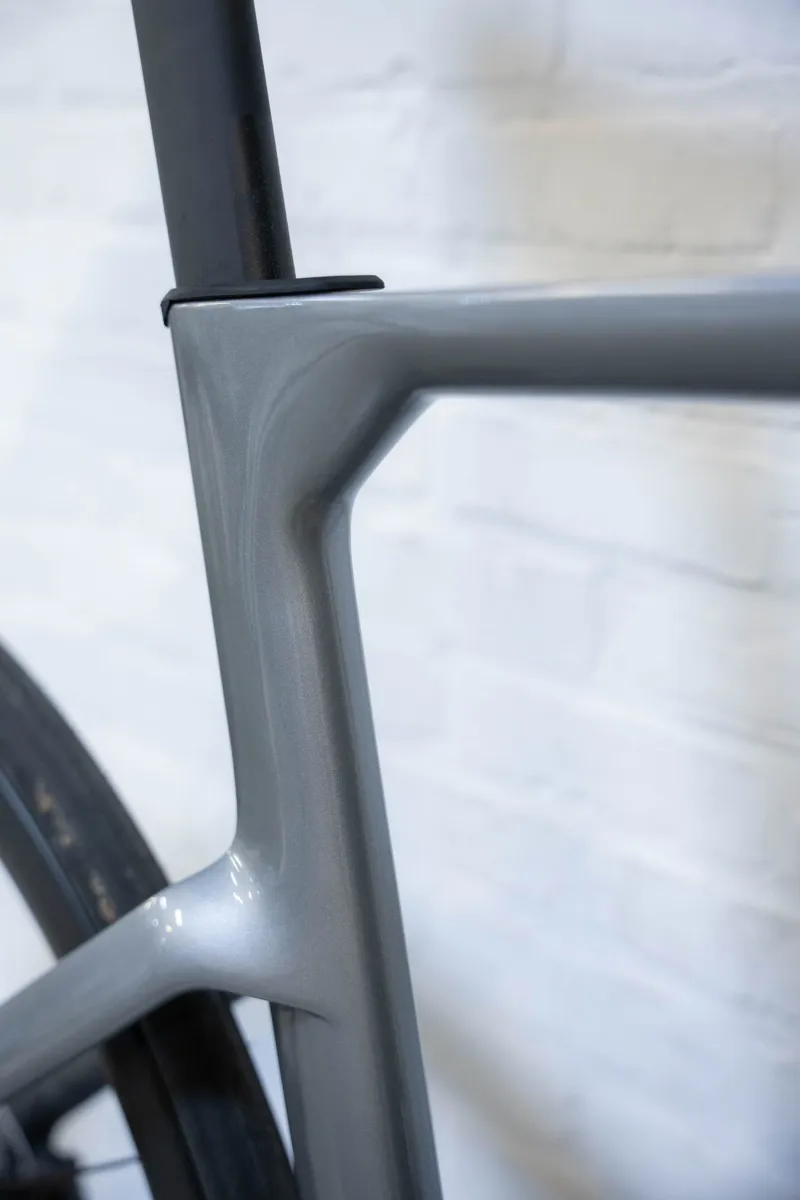 Ridley Noah 3.0 in Empress Grey Metallic - Shimano 105 - 2x12-2