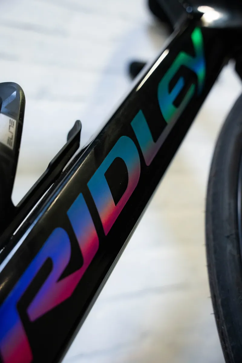 Ridley Noah 3.0 in Black - Shimano 105 - 2x12-3