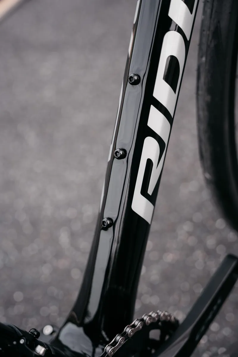 Ridley Yungstr with Shimano GRX400 2x10 speed groupset in Black-7