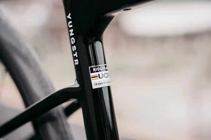 Ridley Yungstr with Shimano GRX400 2x10 speed groupset in Black-6