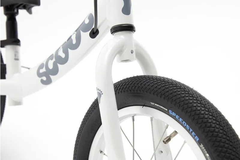 Ridgeback Scoot XL Balance Bike in White-4